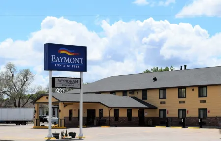 Baymont by Wyndham Pierre Отели в г. Пьер