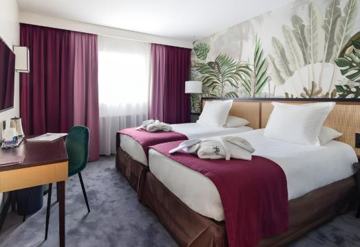 3. 호텔 파리스 누..