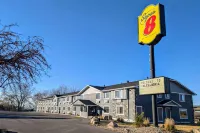 Super 8 by Wyndham Alexandria MN Hotels near I Candi