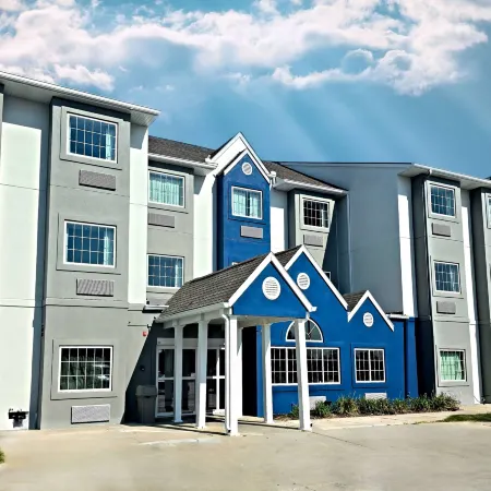 Microtel Inn & Suites by Wyndham Council Bluffs/Omaha