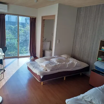 Guest House Ihatov Hotel dekat Stasiun Kinamushi