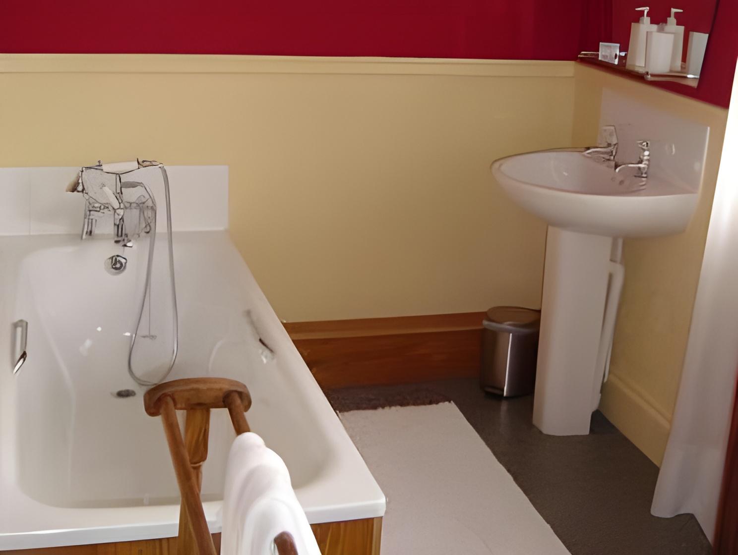 Ardwyn House Hotels in Treflys