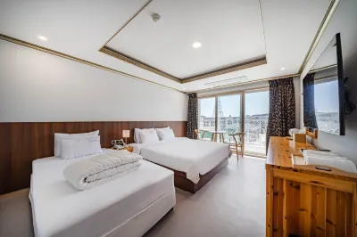 Hawaii Hotel Hotels in Tongyeong-si