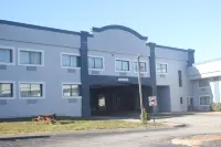 Regency Inn & Suites فنادق في Waterford