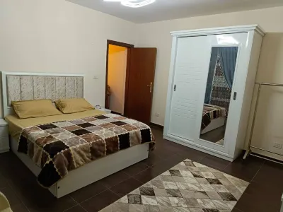 Enjoying And Comfortable Stay Hotell i Gamla Kairo