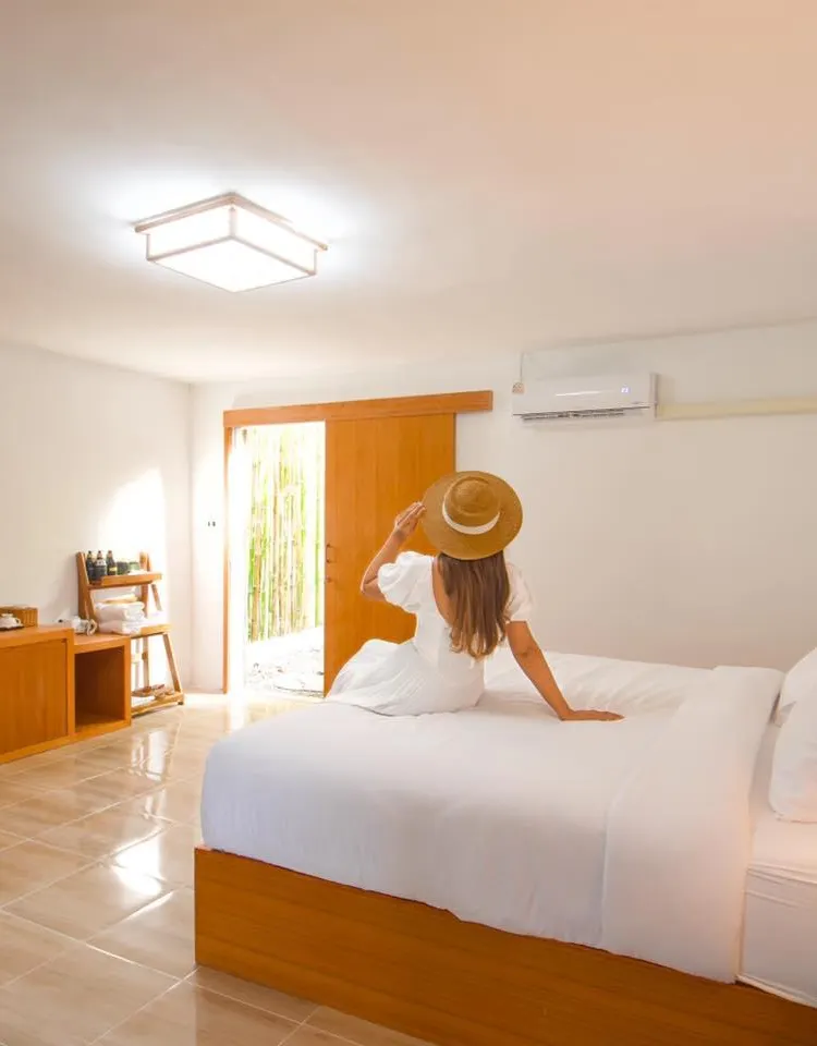 ห้องดีลักซ์ พร้อมวิวสระว่ายน้ำ