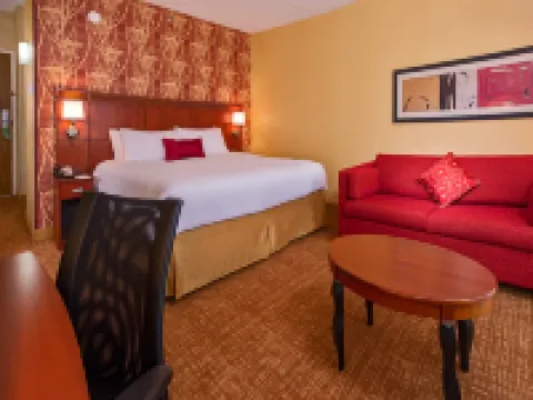 Courtyard Richmond West Hotels in Brookland