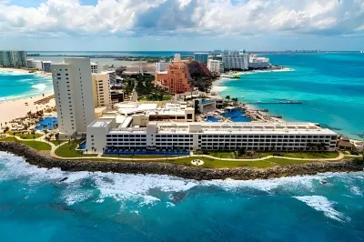 Hyatt Ziva Cancun Hotels near La casa de salem