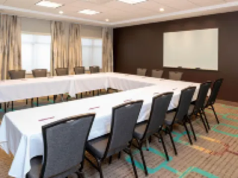 阿克倫南/格林居家旅館 格林酒店