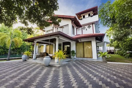 ThiThi's Palace Отели рядом с достопримечательностью «NIBM Matara Branch»