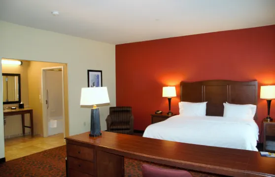 辛辛那提上城大學區歡朋套房酒店