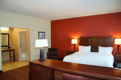 Hampton Inn & Suites Cincinnati/Uptown-University Area