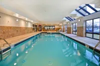 Hampton Inn & Suites Detroit-Canton Hotels in Canton