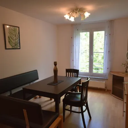 Spacious Apartment with Park View – Ideal for Families & Business Travelers Отели в г. Биберах ан дер Рисс