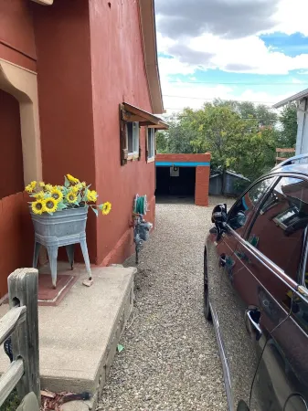 Discover the Art of Hospitality in Trinidad Отели рядом с достопримечательностью «Most Holy Trinity Church»