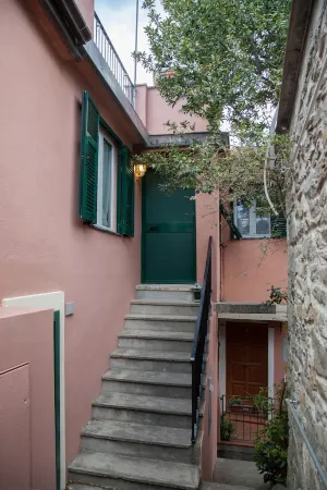 Private Apartment in Corniglia Cinque Terre, Terrace Sea View