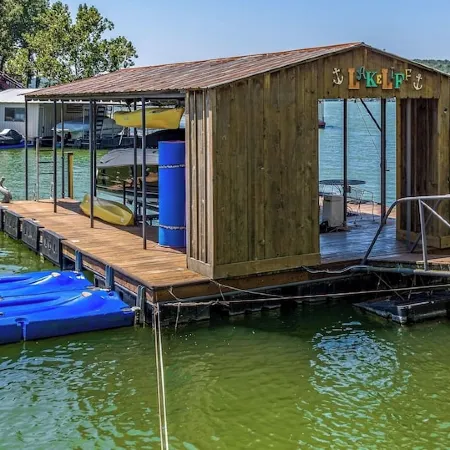 Lakefront Cabin & Bunkhouse with Private Dock