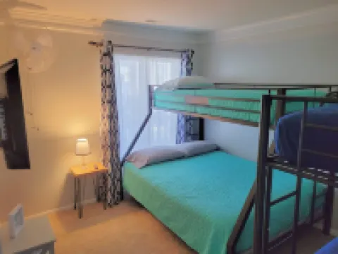 Spacious, Two Bedroom Condo at the Center of the Crystal Coast