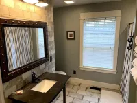 House Mountain Retreat