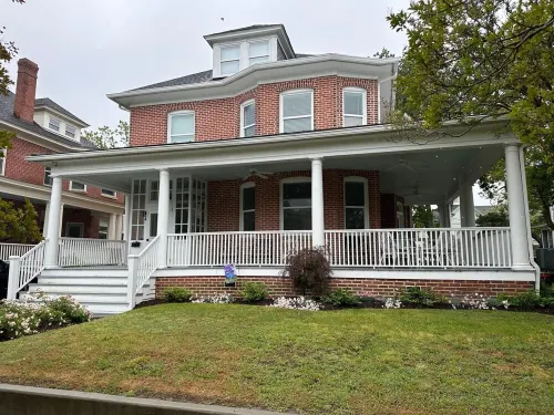 Spacious restored 1914 historic home steps from the beach. - 4-Star