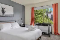 Queen Anne Charmer with Views of Puget Sound!