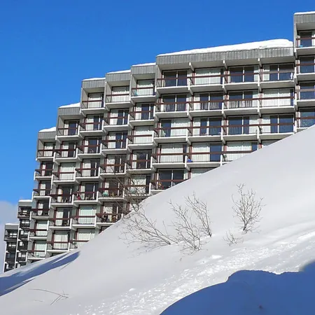 T2 apartment comfortable and bright with beautiful views of the slopes