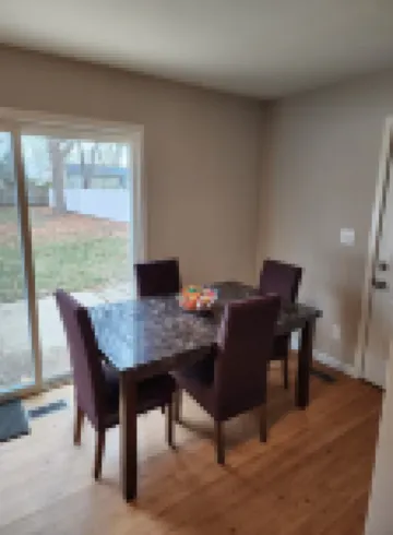 Cozy 3 bedroom/1 bathroom home