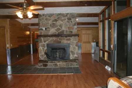 Come and Getaway at the Lake house.