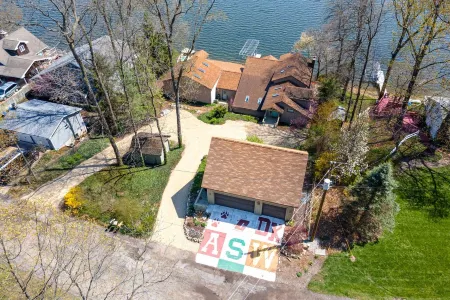 Heated Indoor Pool & Court on Crooked Lake