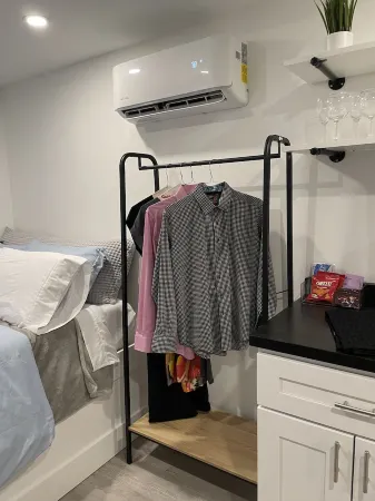 Containing Luxury in Jensen Beach-Sandollar Отели рядом с достопримечательностью «сквер Уан»