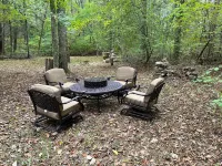 Cozy Chalet bordering Shenandoah Park near Massanutten Resort and Skyline Drive.