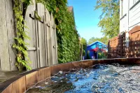 Luxury Spa Retreat with Sauna, Hot Tub & Swimming Pool in the Heart of Hudson