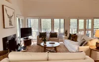 Stylish country escape Laguna/Wollombi Hunter Valley. 4 bedrooms. Pet friendly!
