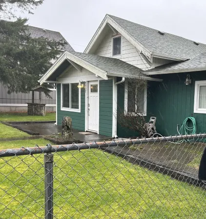 Fantastic Seaview Beach Cottage with 5 bedrooms for a memorable getaway