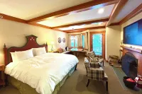 Splendid Villa @ Stowe & Trapp