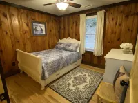 Cozy Mountain Getaway in Valle Crucis, NC Hotels in Watauga