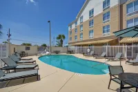Hilton Garden Inn Panama City - Swimmingpools
