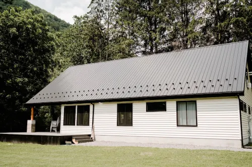 The Cabin at Slate Run