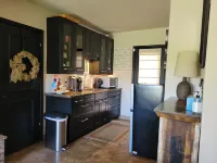 Cozy Guest Suite with Private Backyard