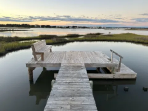 Beautiful Beachfront and Bayfront House