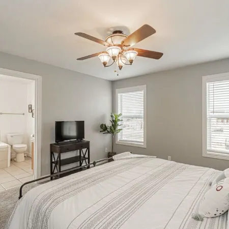 Family Friendly Modern Home- Adventures Start Here!