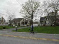 Cozy country bungalow within the Amish Community