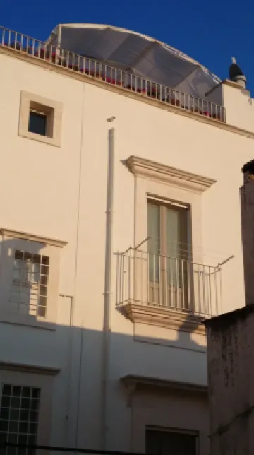 Ancient house with panoramic terrace in the historic center