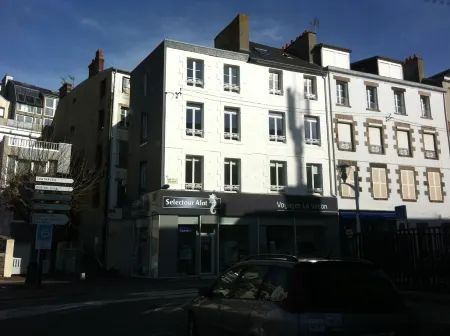 NEW !! Apartment in the heart of granville with panoramic view