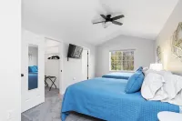Harbor School House - Private home, great outdoor space, 5 minute walk downtown