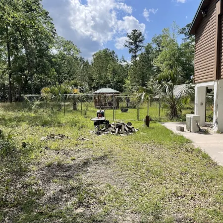Peace on the river. Wakulla springs nearby. Wakulla River adjoins property