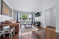 Cozy Wauk-Townhse near navy base Hotels in Waukegan