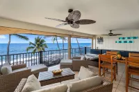 New! Top Floor! Spacious Oceanfront Condo with Amazing Lanai and A/C!