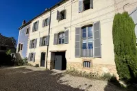 Former convent from the 17th, renovated, private garden, Beaune city center
