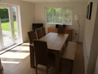 Spacious and modern family holiday home Hotels in Llanfair-Mathafarn-Eithaf